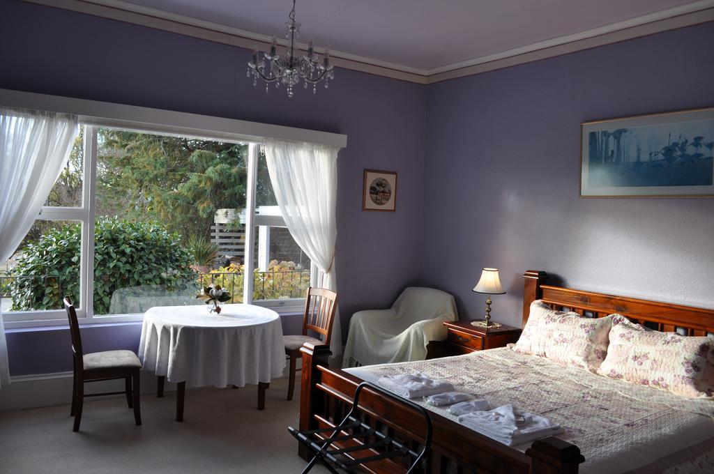 Roslyn House Bed & Breakfast Bushy Park Eksteriør billede