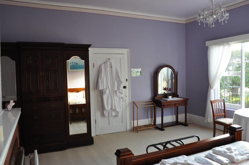 Roslyn House Bed & Breakfast Bushy Park Eksteriør billede