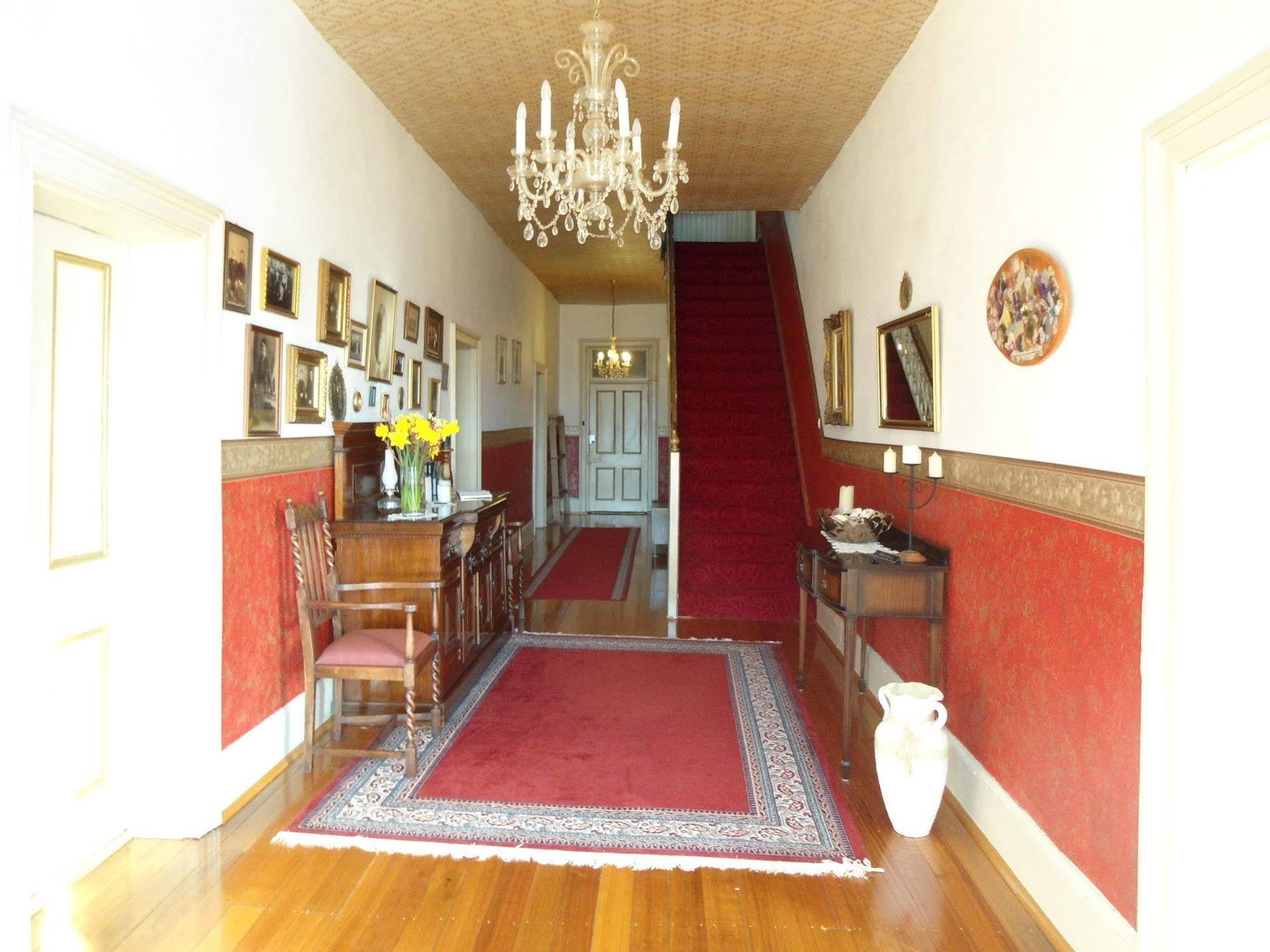 Roslyn House Bed & Breakfast Bushy Park Eksteriør billede