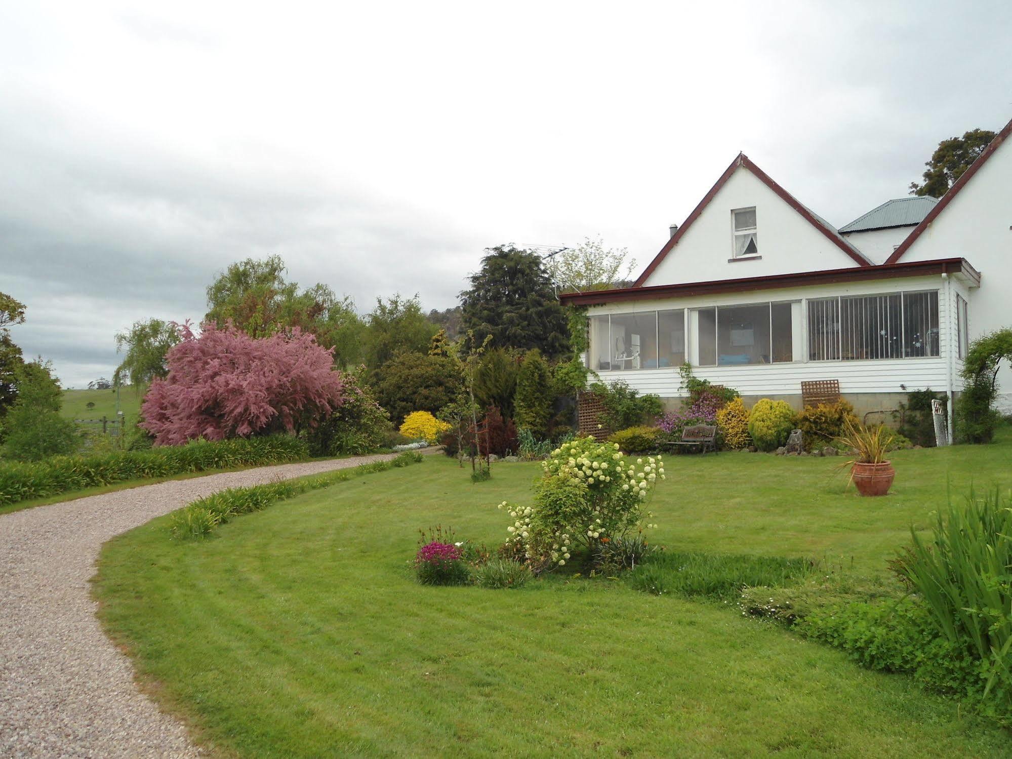 Roslyn House Bed & Breakfast Bushy Park Eksteriør billede