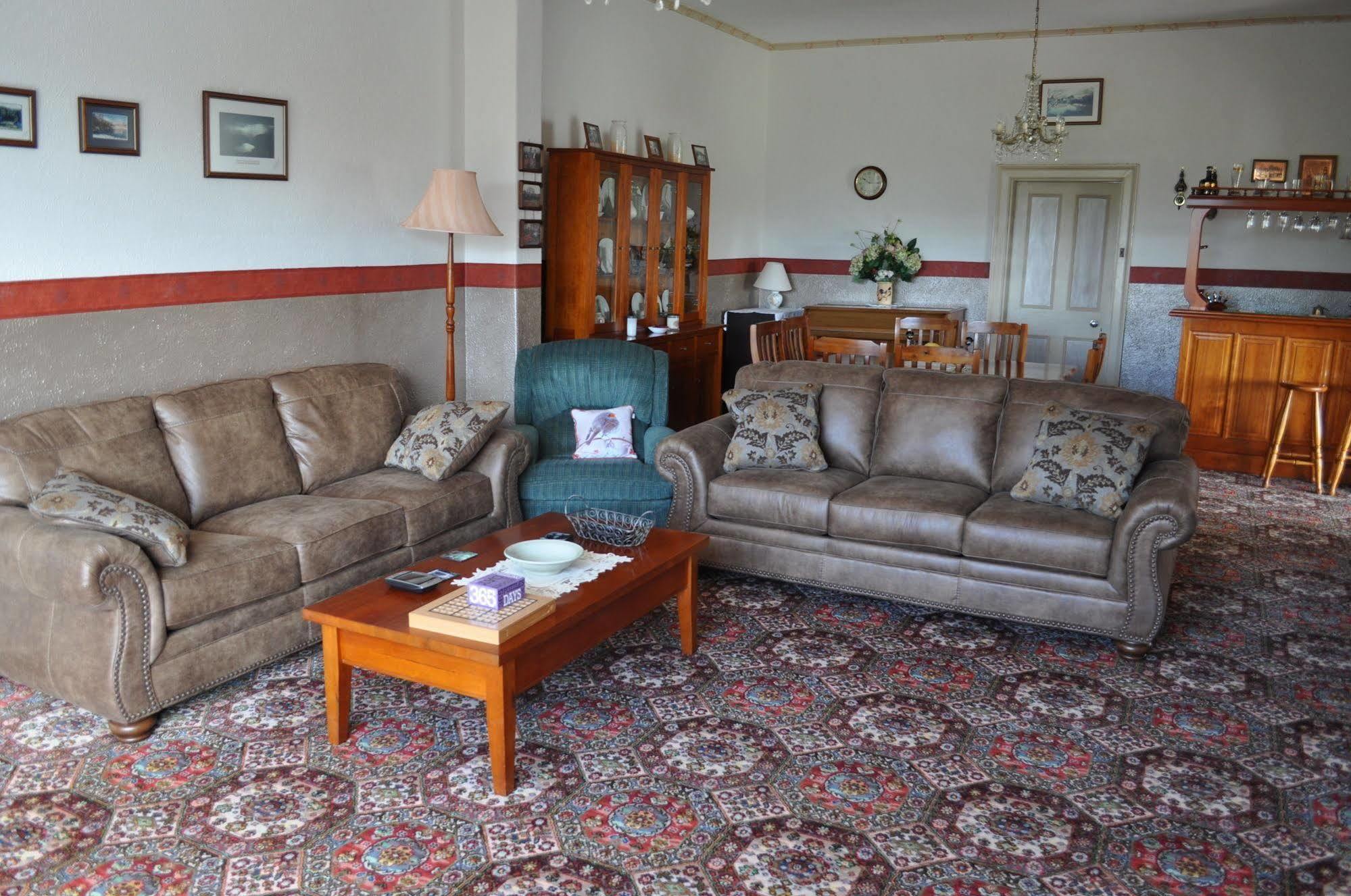 Roslyn House Bed & Breakfast Bushy Park Eksteriør billede